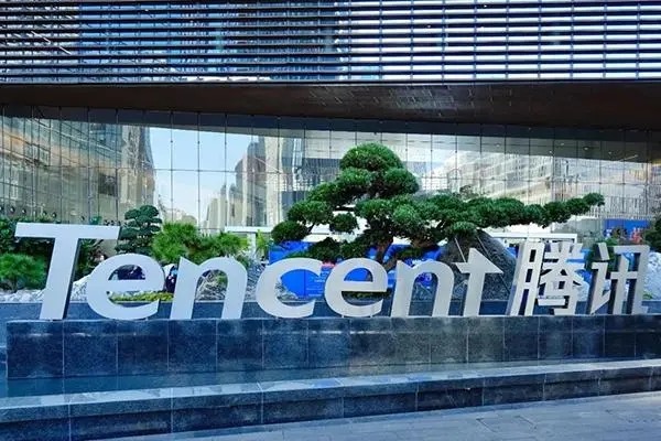 我要在交易猫这个平台买个QQ号，卖家只是绑定了手机，客服会帮我换绑手机，问一下卖家可能把账号找回吗?